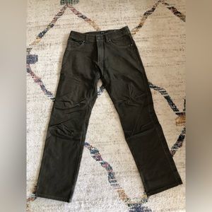 KÜHL green men’s 30X32 pants